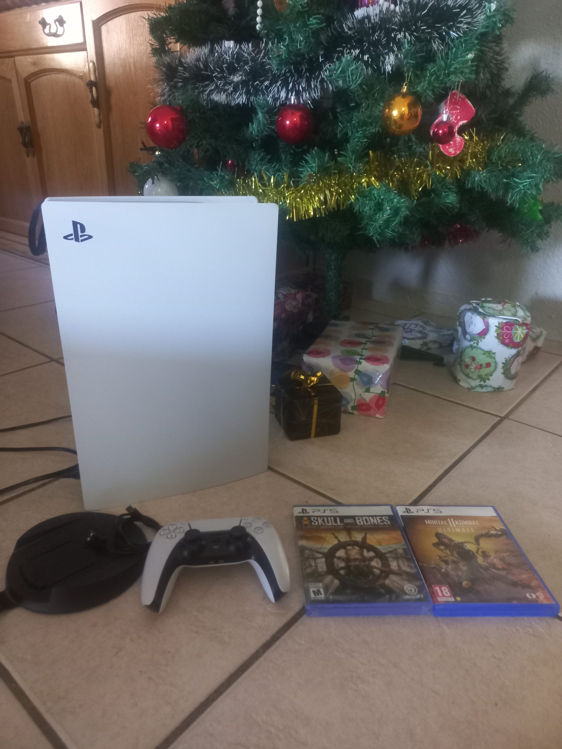 PLAYSTATION 5 CONSOLE BUNDLE, DISK AND DIGITAL.