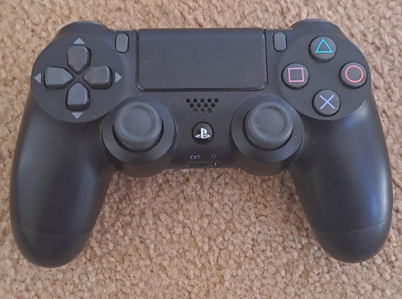 SONY PLAYSTATION 4 BLACK CONTROLLER PS4