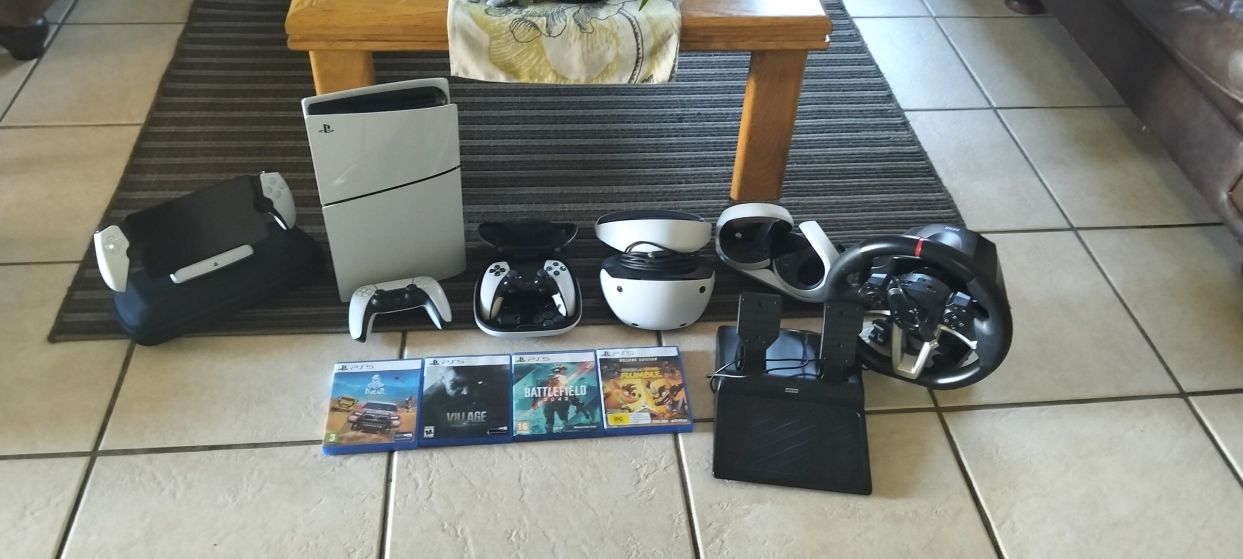 SONY PLAYSTATION 5 SLIM CONSOLE DISK VERSION SUPER MEGA COMBO.