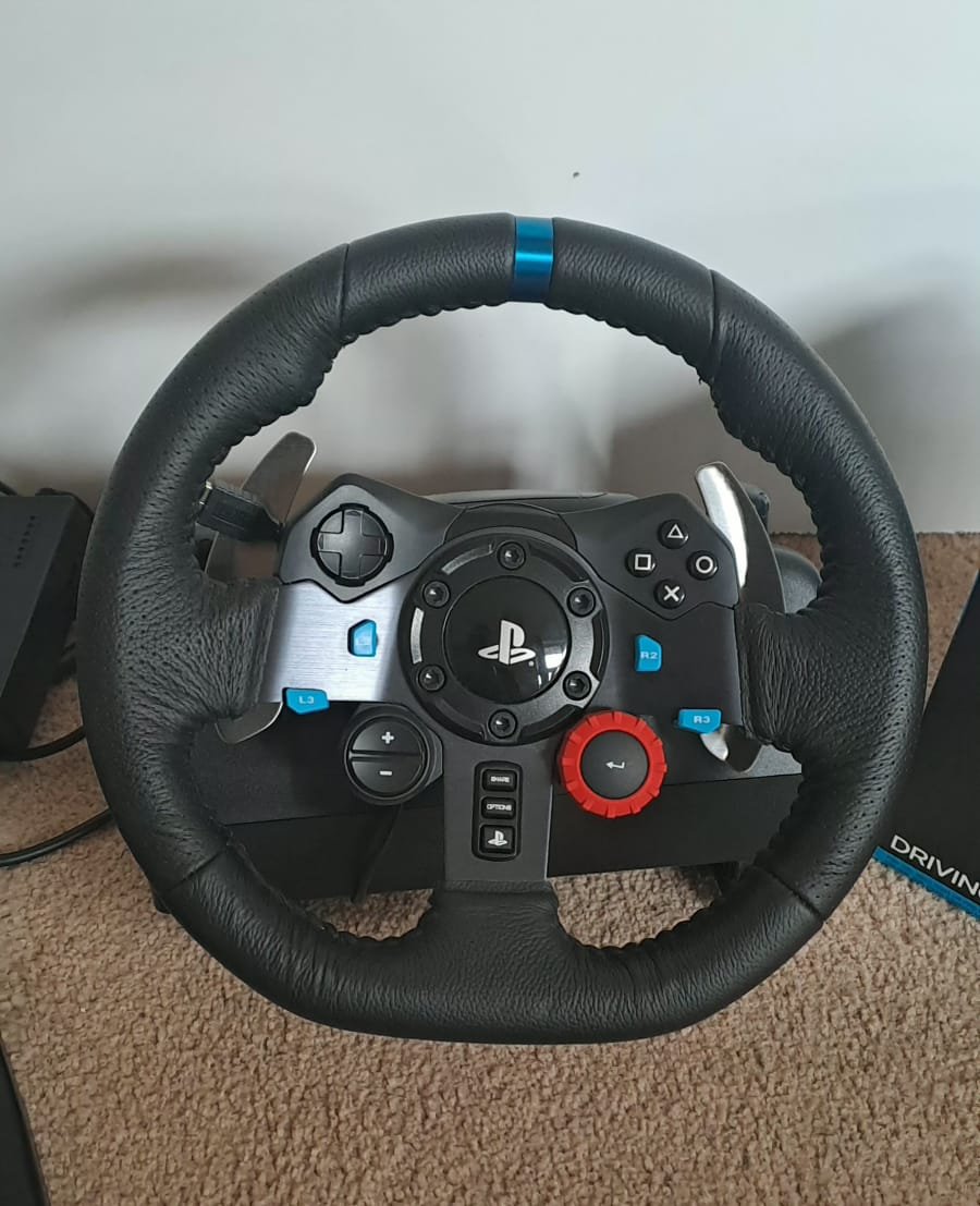 LOGITECH G29 RACING SET FOR PS4, PS5 & PC - Image 2